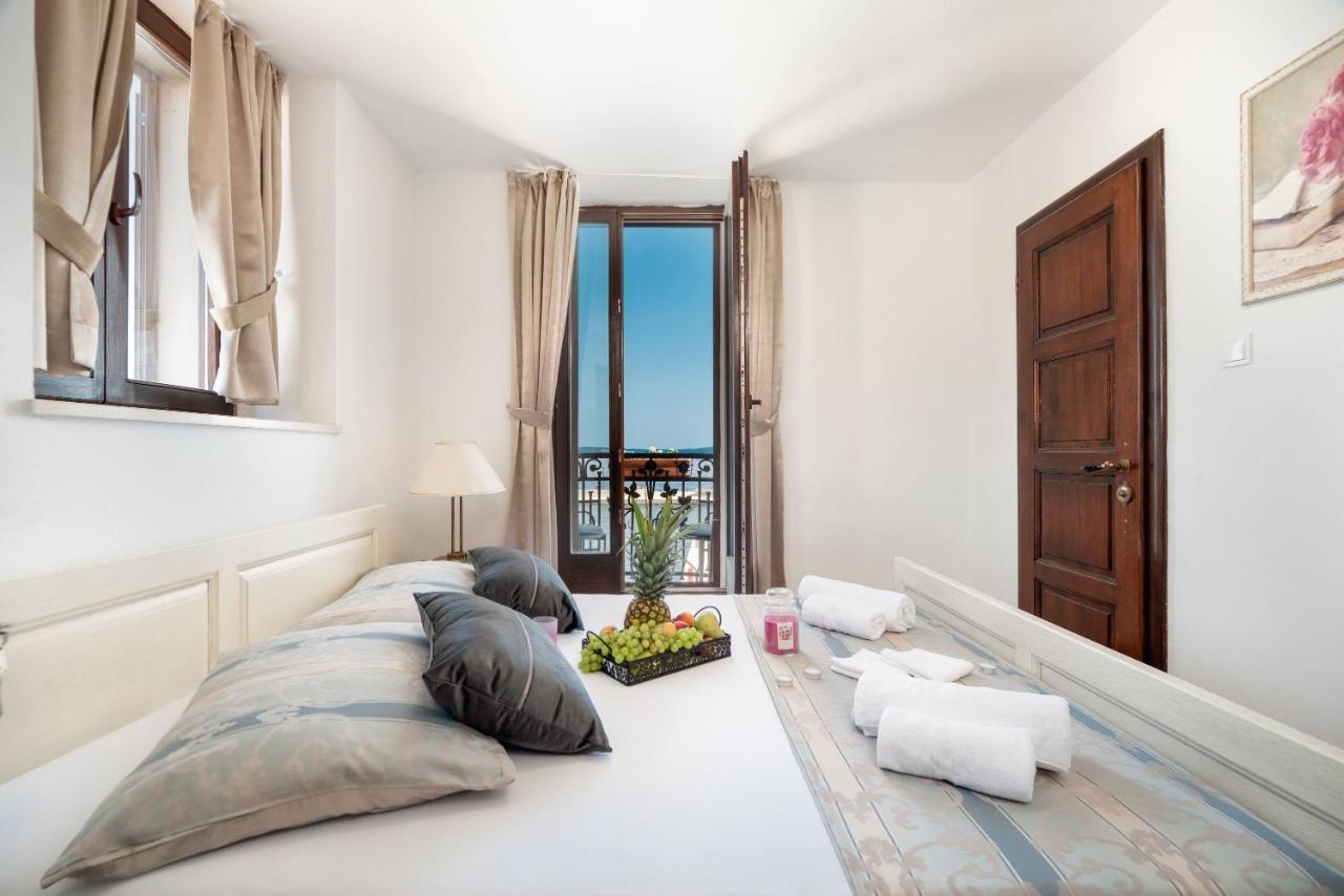 Kaštela Luxury Apartments Perko מראה חיצוני תמונה